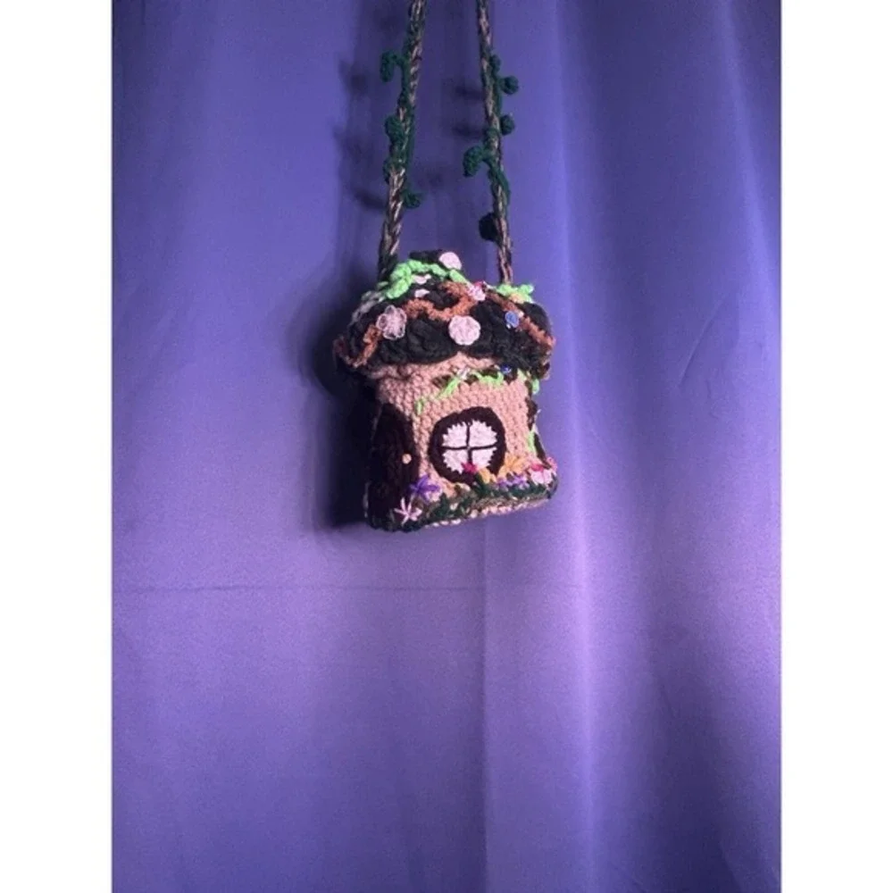 Handmade 1 Of A‎ Kind Rare Crochet Fairy House Purse Knitted Festival Beautiful